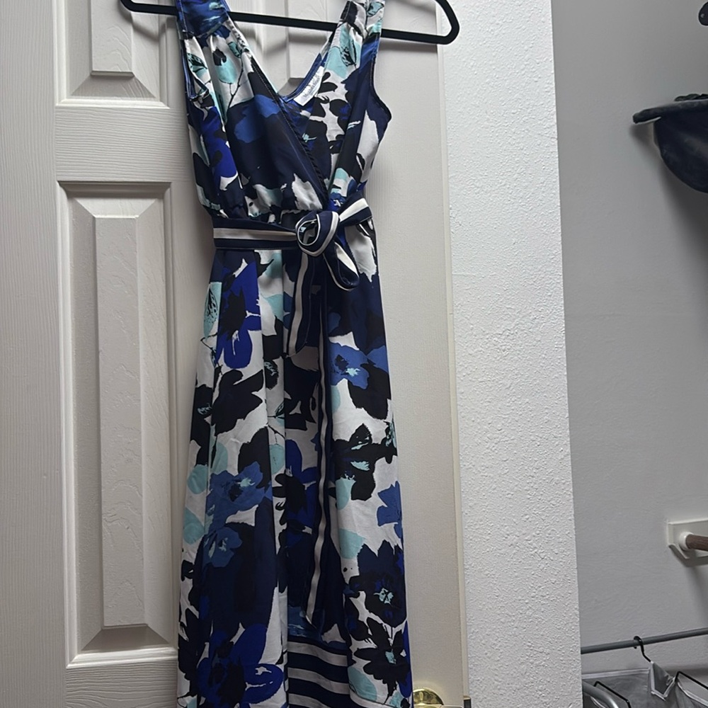 Motherhoof Maternity small dresss